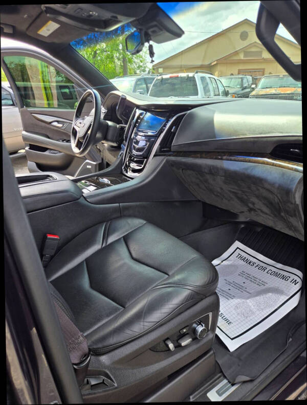 2016 Cadillac Escalade ESV Platinum