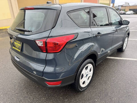 2019 Ford Escape S