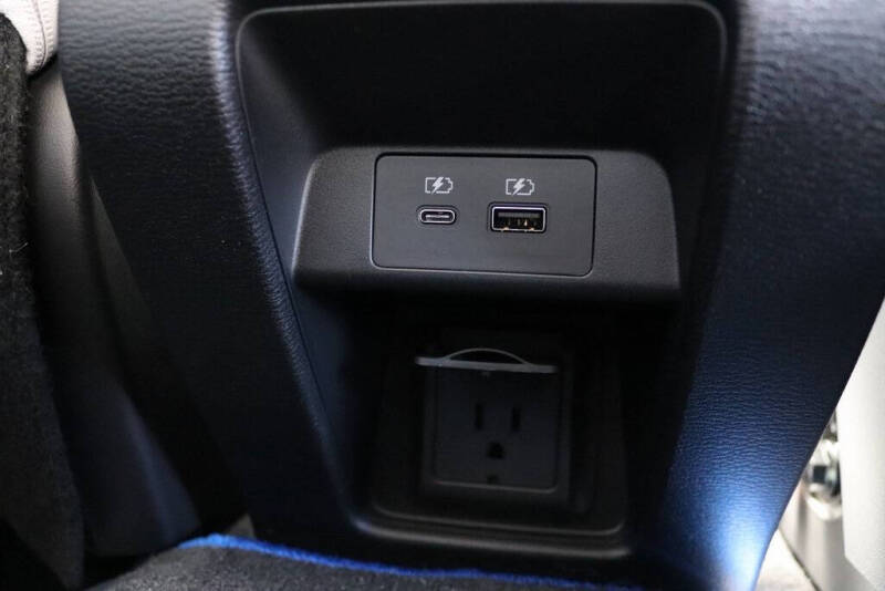 2025 Mitsubishi Outlander PHEV SEL