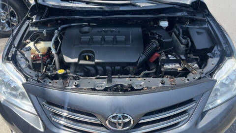 2013 Toyota Corolla LE