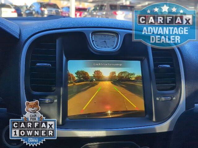 2023 Chrysler 300 Touring