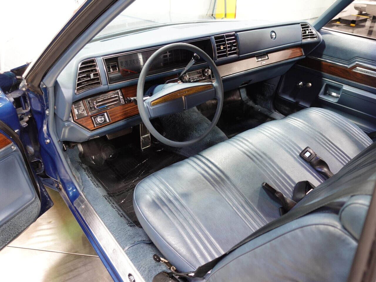 1976 Buick LeSabre 14