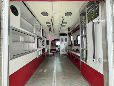 2010 Ford E-Series E-450 SD