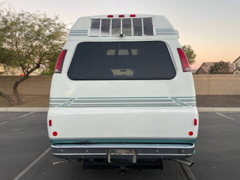 2000 Roadtrek 200 Versatile