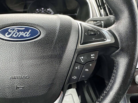 2021 Ford Edge Titanium