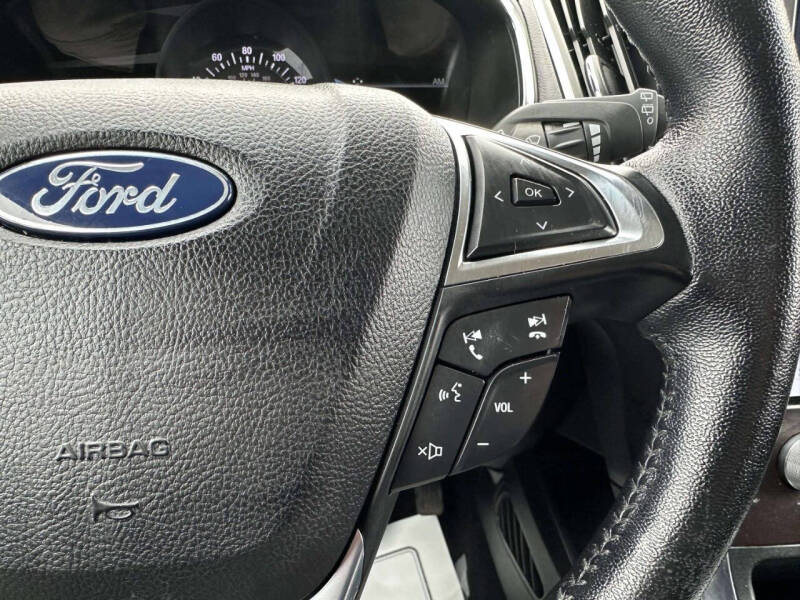 2021 Ford Edge Titanium