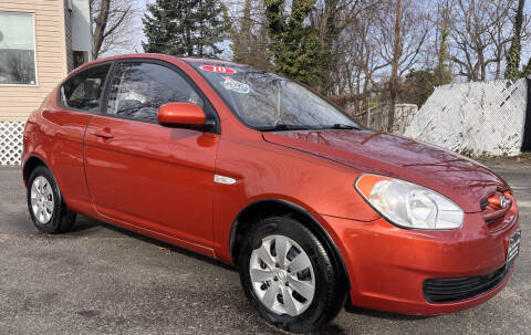 2010 Hyundai Accent for sale at PARK AVENUE AUTOS in Collingswood NJ
