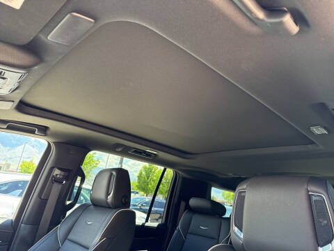 2023 Cadillac Escalade ESV Sport