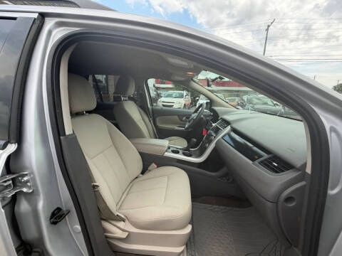 2013 Ford Edge SE