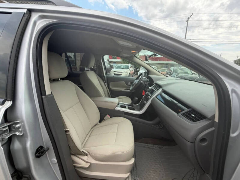 2013 Ford Edge SE