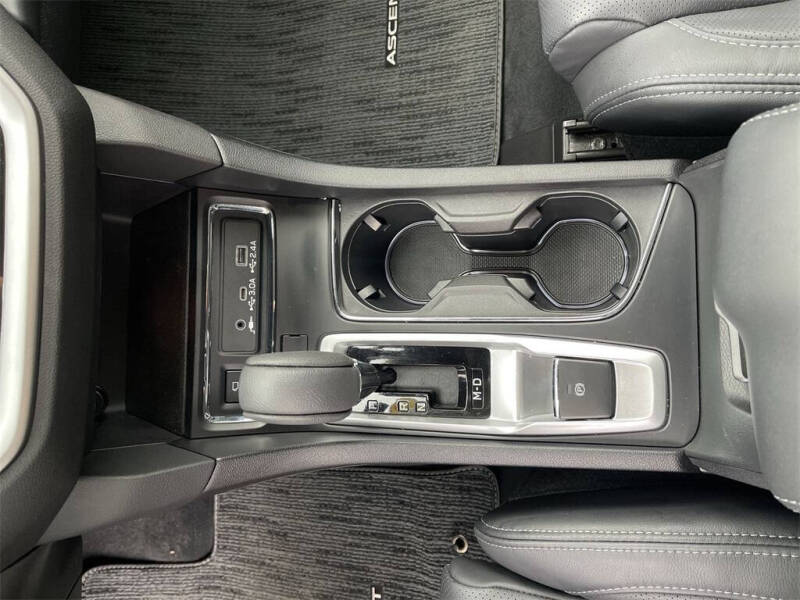 2025 Subaru Ascent Limited 8-Passenger