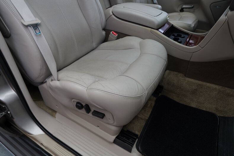 2002 Cadillac Escalade