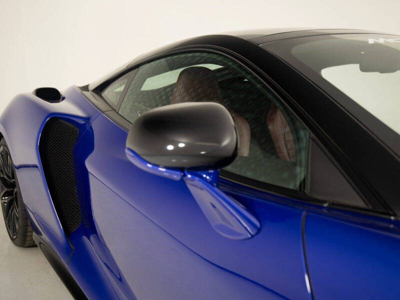2025 McLaren GTS