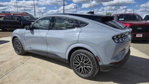 2025 Ford Mustang Mach-E Premium