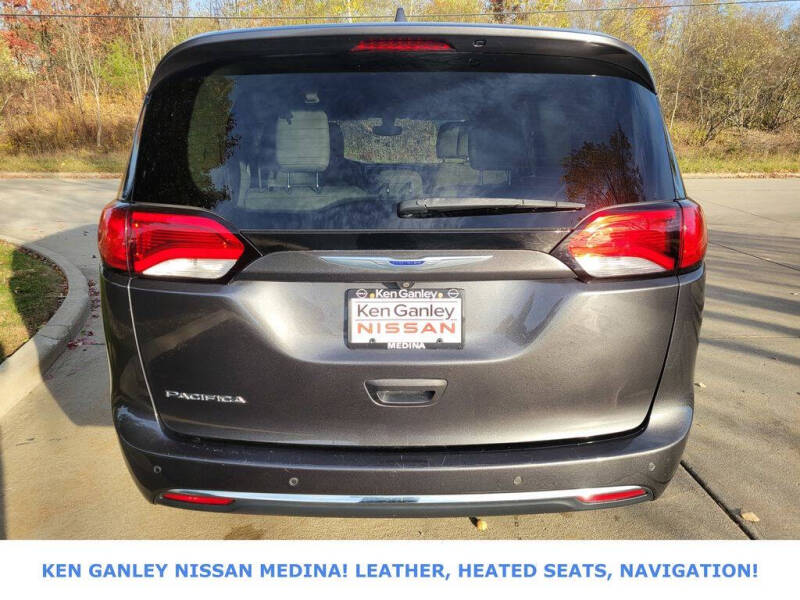 2019 Chrysler Pacifica Touring L Plus