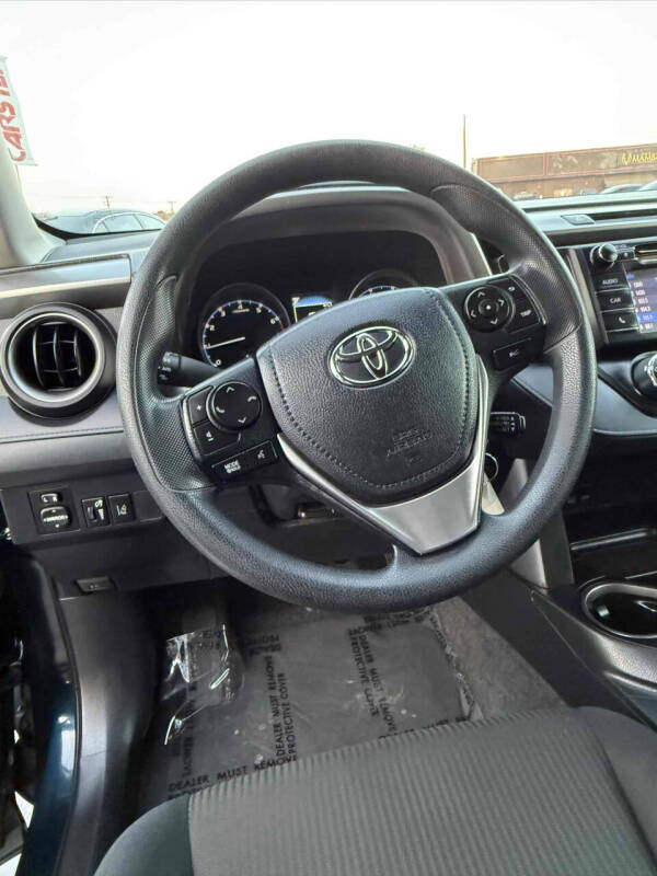 2017 Toyota RAV4 LE