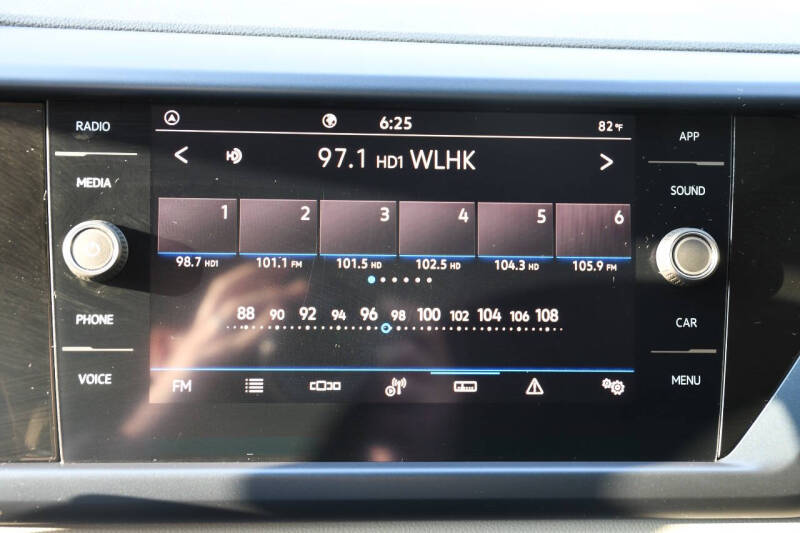 2022 Volkswagen Taos SE