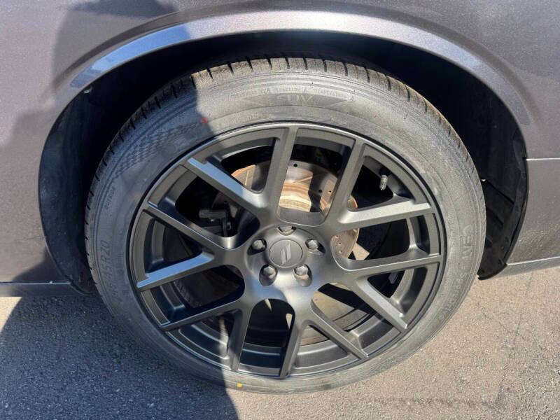 2017 Dodge Challenger R/T Plus