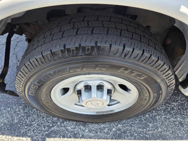 2017 Chevrolet Express 2500