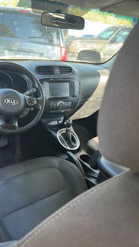 2018 Kia Soul +