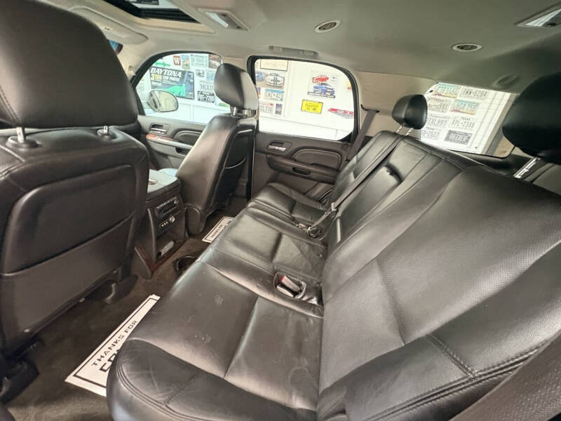 2010 Cadillac Escalade Luxury