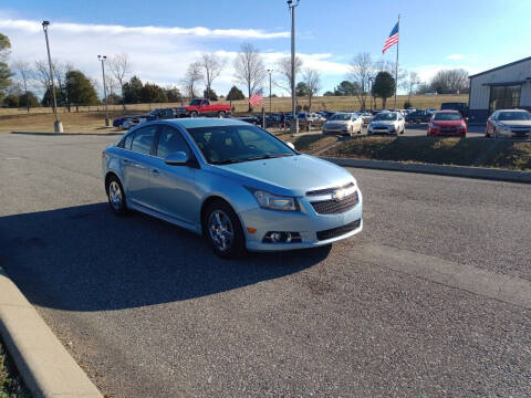 2012 Chevrolet Cruze for sale at DOUG'S AUTO SALES INC in Pleasant View TN