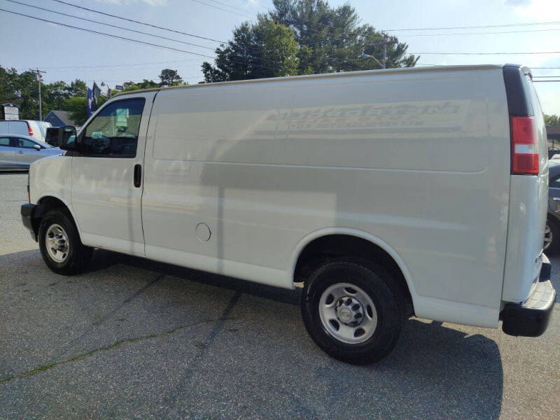 2021 Chevrolet Express 2500