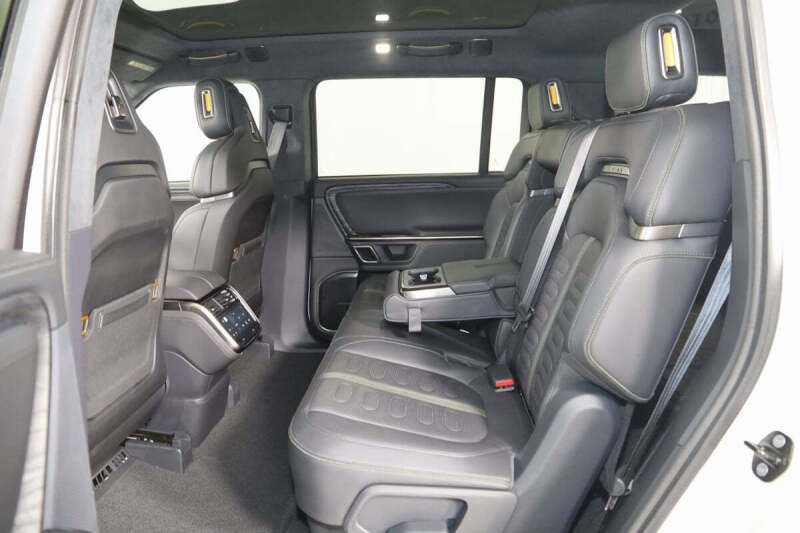 2022 Rivian R1S Launch Edition