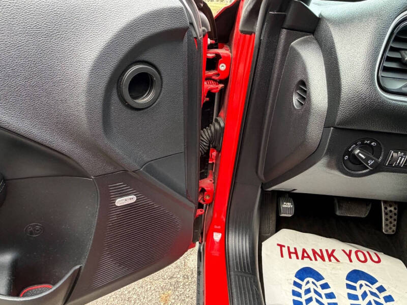 2015 Dodge Challenger R/T Plus