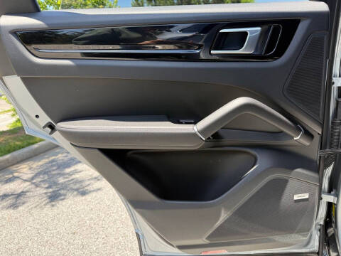2020 Porsche Cayenne