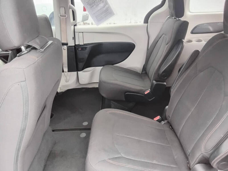 2017 Chrysler Pacifica Touring