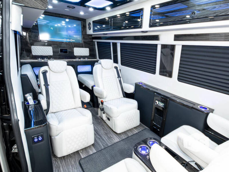 2024 Mercedes-Benz Sprinter 3500XD