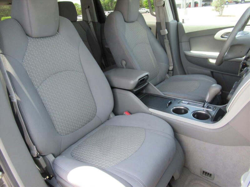 2012 Chevrolet Traverse LS