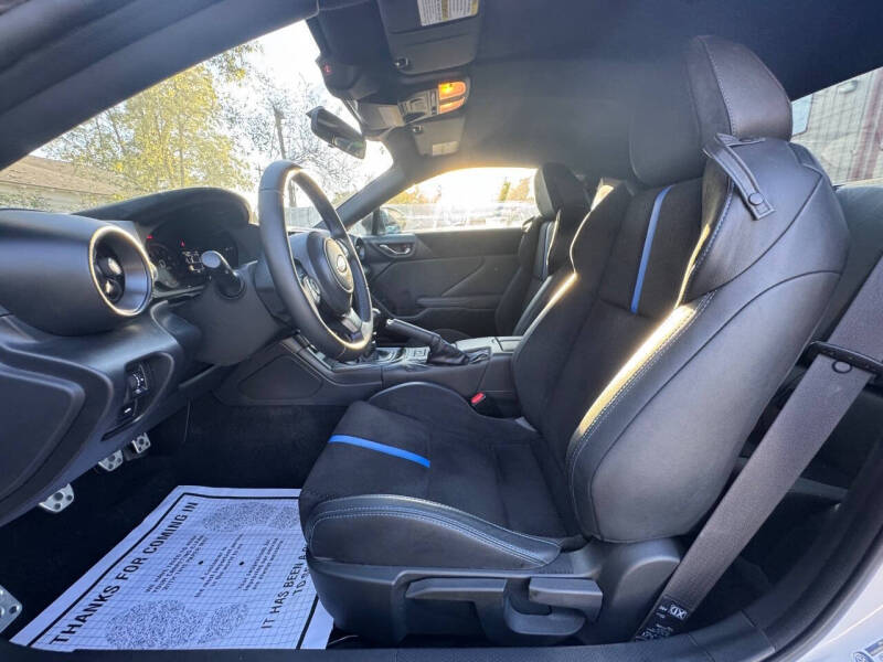 2025 Subaru BRZ tS