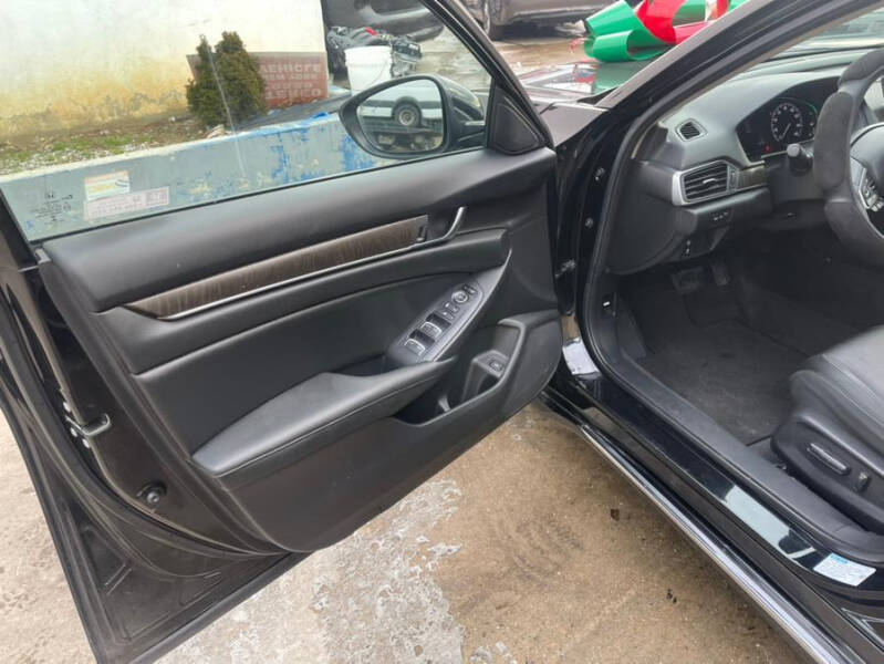 2020 Honda Accord Hybrid EX