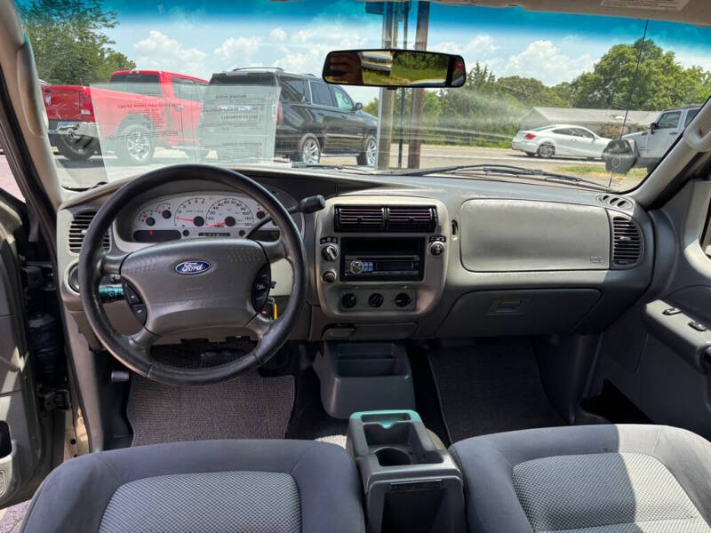 2004 Ford Explorer Sport Trac