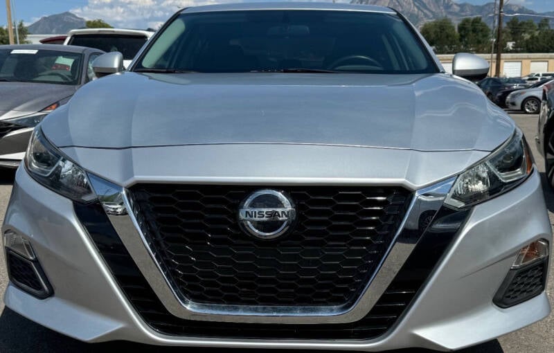 2020 Nissan Altima for sale at SQUARE ONE AUTO LLC in Murray UT