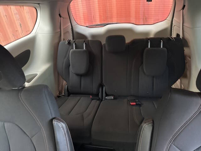 2018 Chrysler Pacifica LX