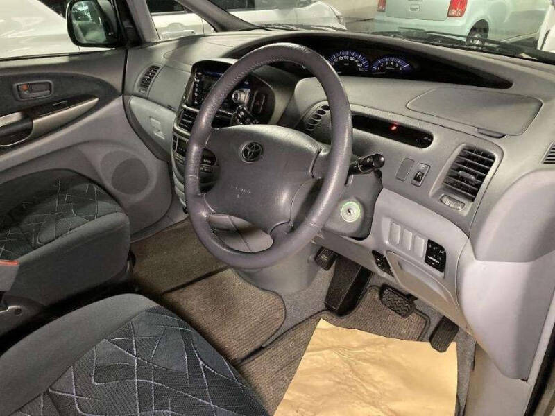 2000 Toyota Estima Factory RHD