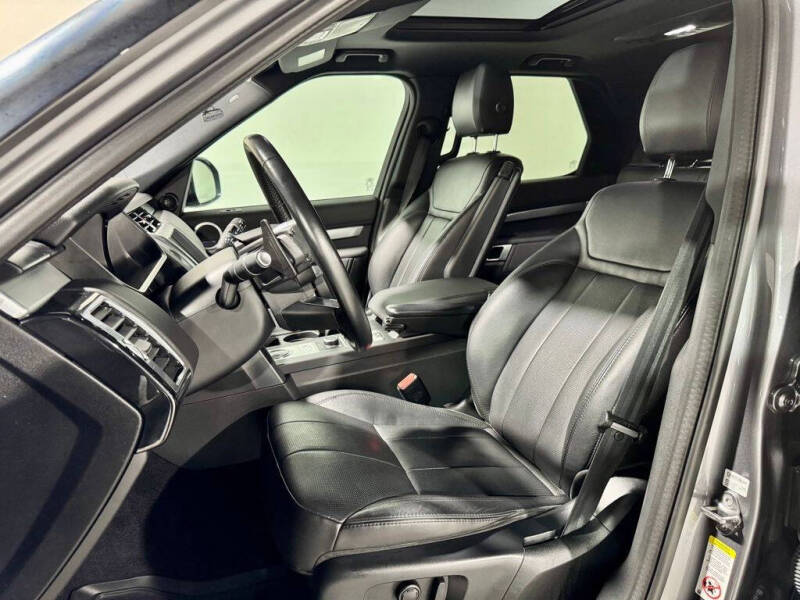 2020 Land Rover Discovery Landmark Edition