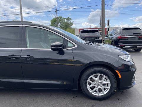2022 Chrysler Pacifica Touring L