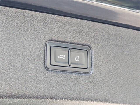 2025 Audi Q7 quattro Premium Plus 45 TFSI