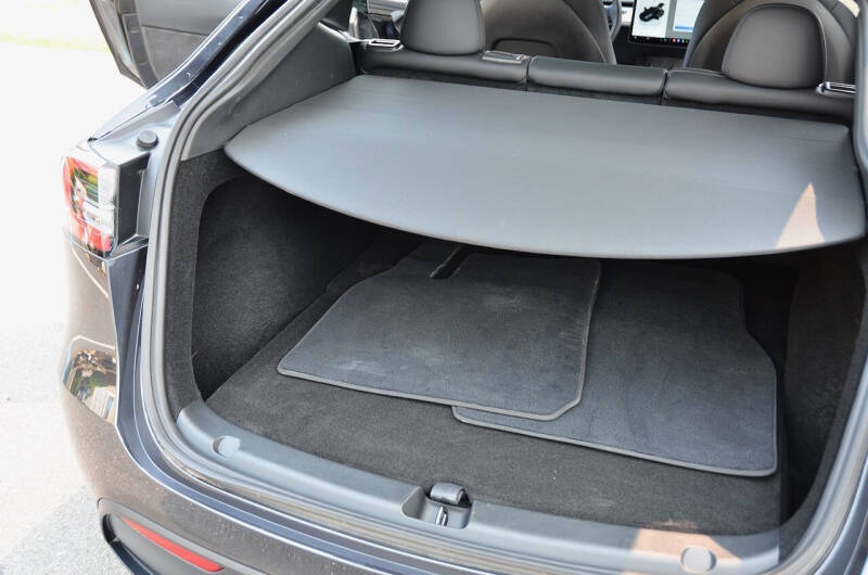 2025 Tesla Model Y Long Range