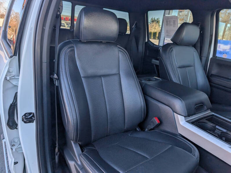 2022 Ford F-450 Super Duty Lariat