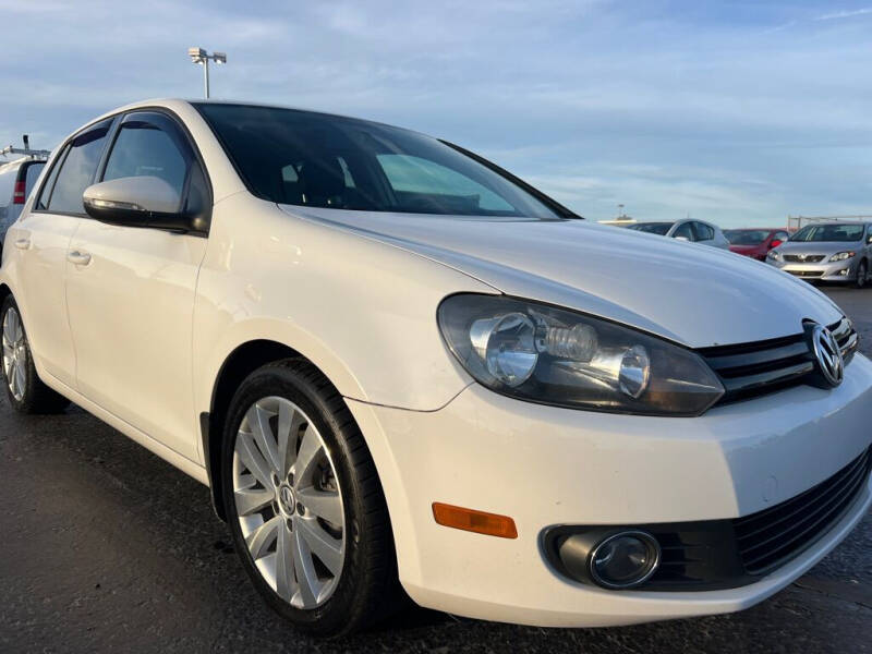 2014 Volkswagen Golf for sale at VIP Auto Sales & Service in Franklin OH