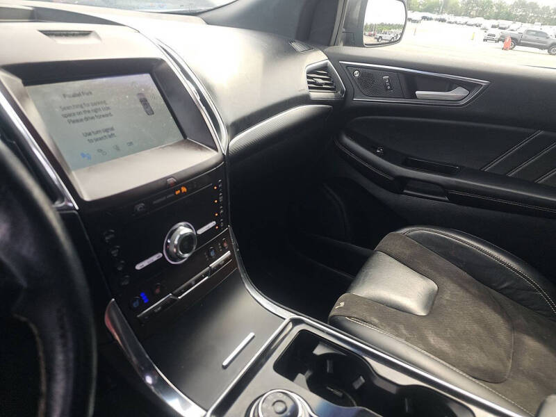 2020 Ford Edge ST