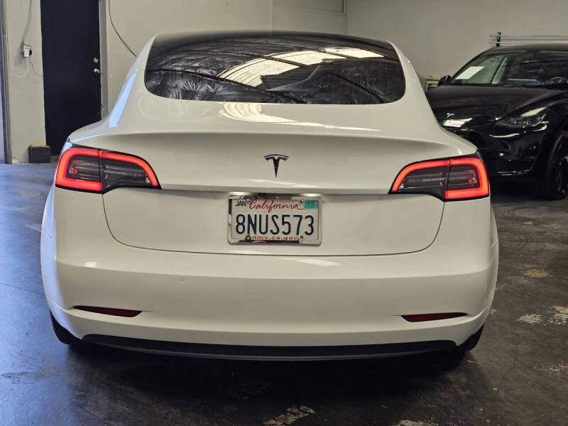 2020 Tesla Model 3 Standard Range Plus