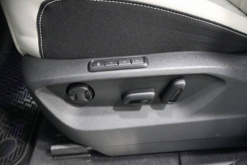 2024 Volkswagen Atlas Cross Sport SEL Premium R-Line 4Motion