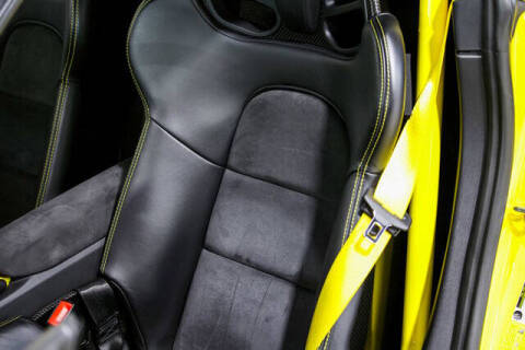 2016 Porsche Cayman GT4