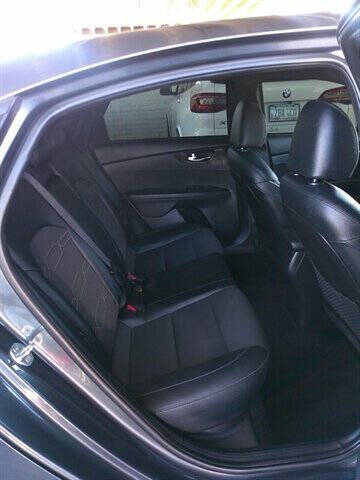 2022 Kia Forte GT Line